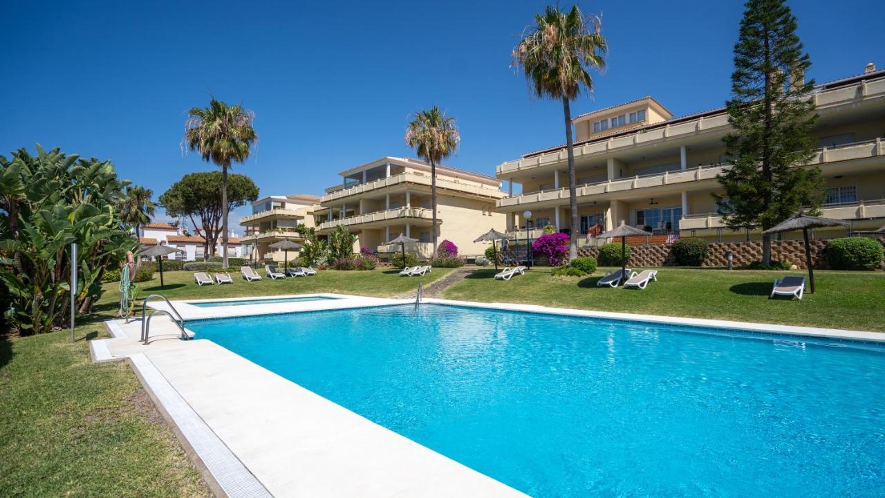 Апартаменти Seaview And Big Terrace Cabopino Марбелья Екстер'єр фото